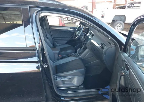 2023 Volkswagen Tiguan 2.0T Se R-Line Black из США, поврежденный, VIN 3VV8B7AXXPM030780